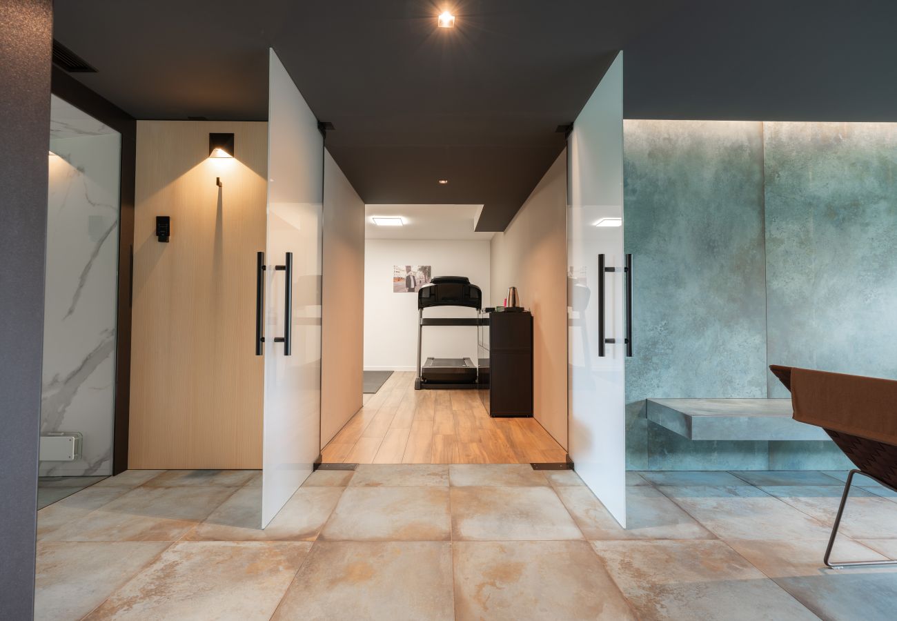 Вилла на Mošcenice - Villa 3.0 near Opatija for 8 people with indoor and outdoor pool & wellness