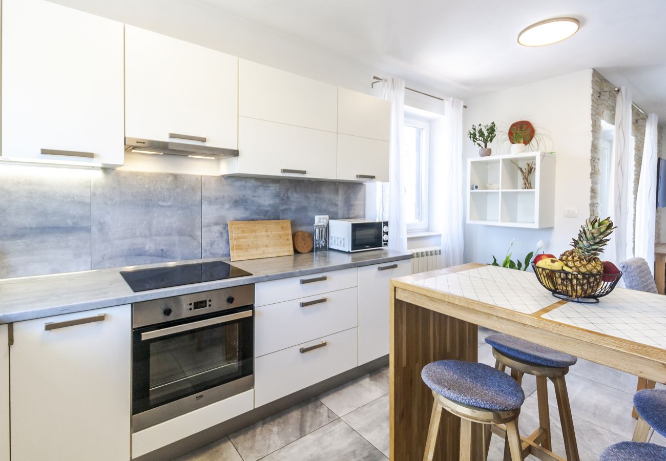 Вилла на Marcana - Holiday House Gortan for 7 people near Pula with children playground and private pool - pet friendly