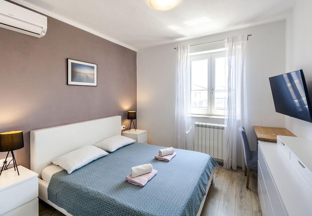 Вилла на Marcana - Holiday House Gortan for 7 people near Pula with children playground and private pool - pet friendly