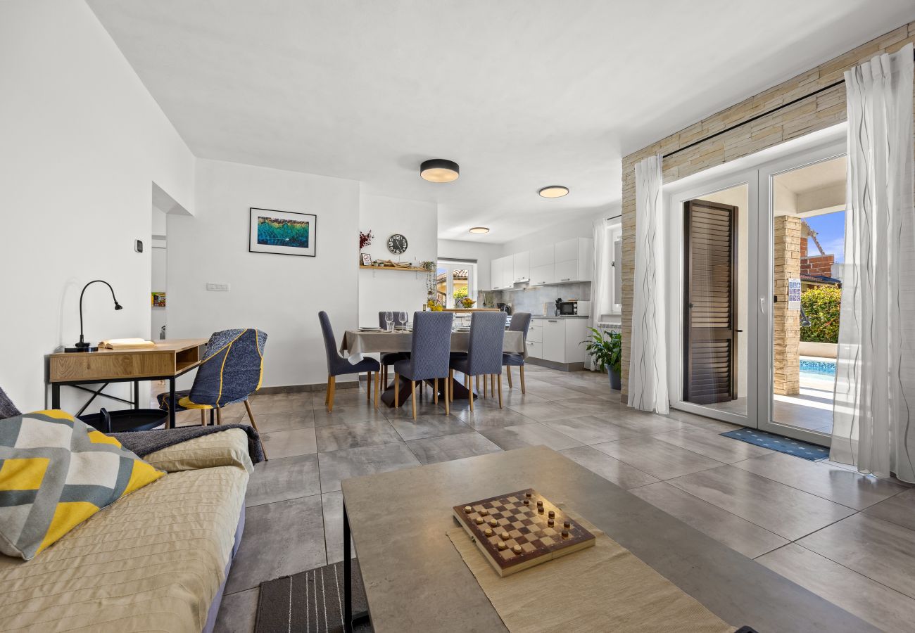 Вилла на Marcana - Holiday House Gortan for 7 people near Pula with children playground and heated pool