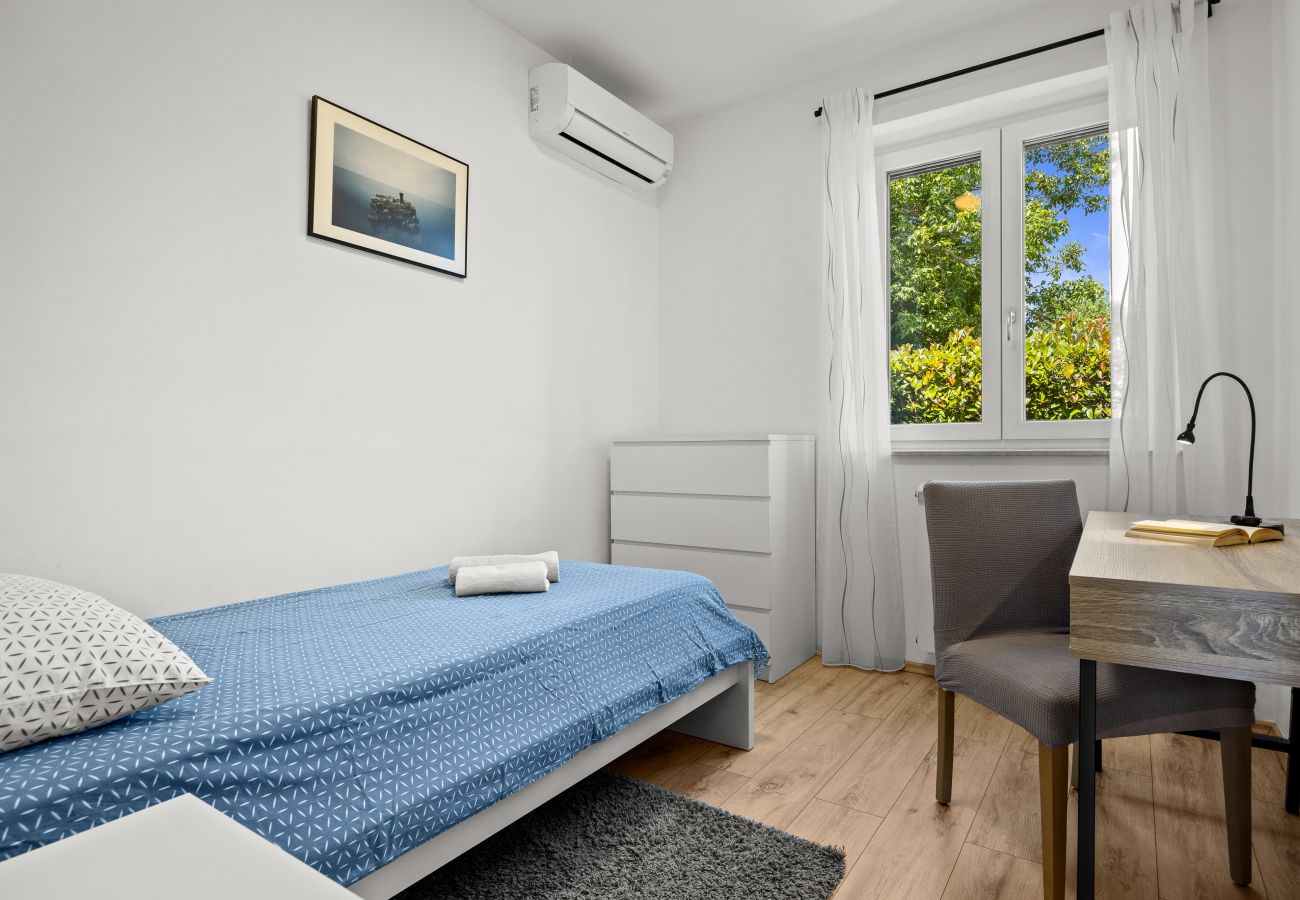 Вилла на Marcana - Holiday House Gortan for 7 people near Pula with children playground and heated pool