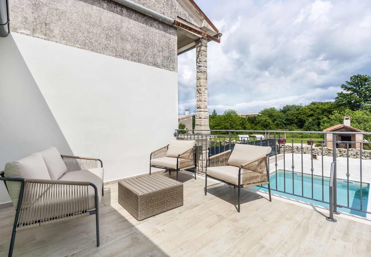 Вилла на Modrušani - Villa Doda in Central Istria for 6 people with heated pool and sauna
