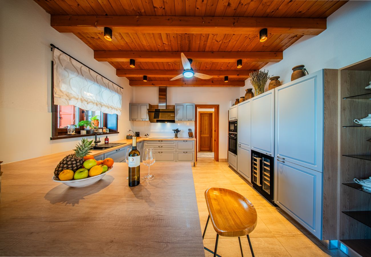 Вилла на Hrboki - Villa Antea for 10 people near Barban with heated pool 75 m2 - welness & large garden