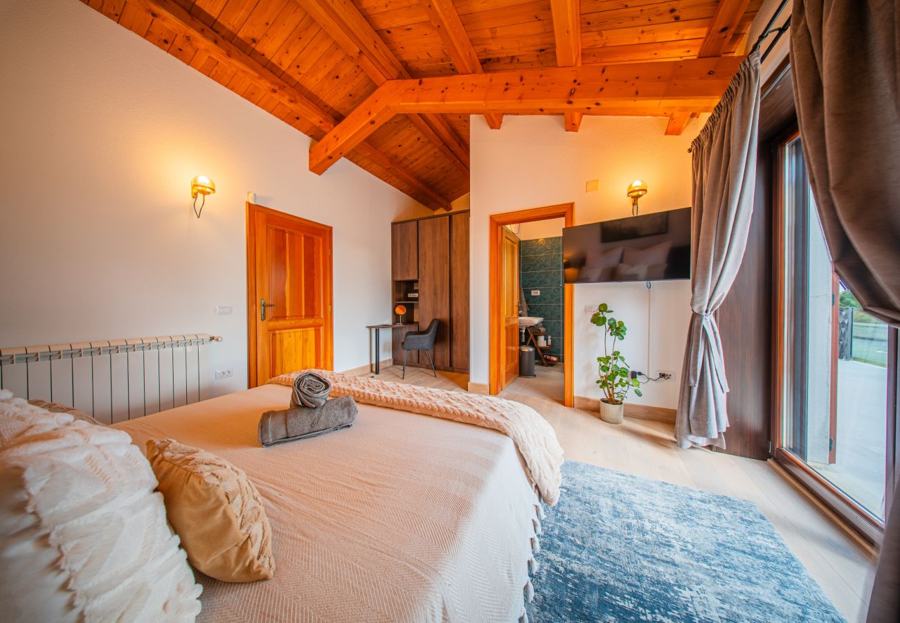 Вилла на Hrboki - Villa Antea for 10 people near Barban with heated pool 75 m2 - welness & large garden