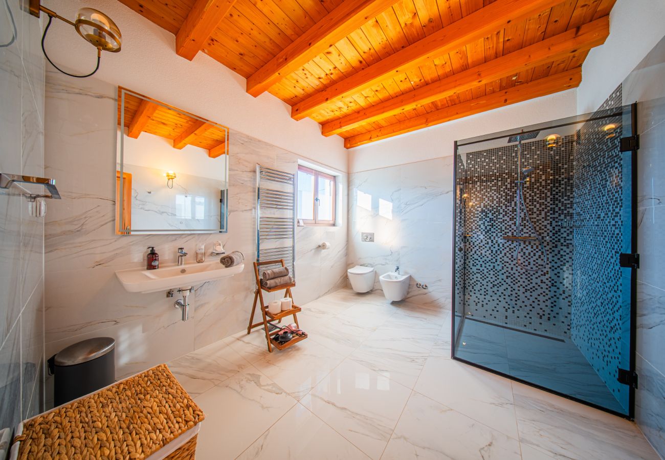 Вилла на Hrboki - Villa Antea for 10 people near Barban with heated pool 75 m2 - welness & large garden