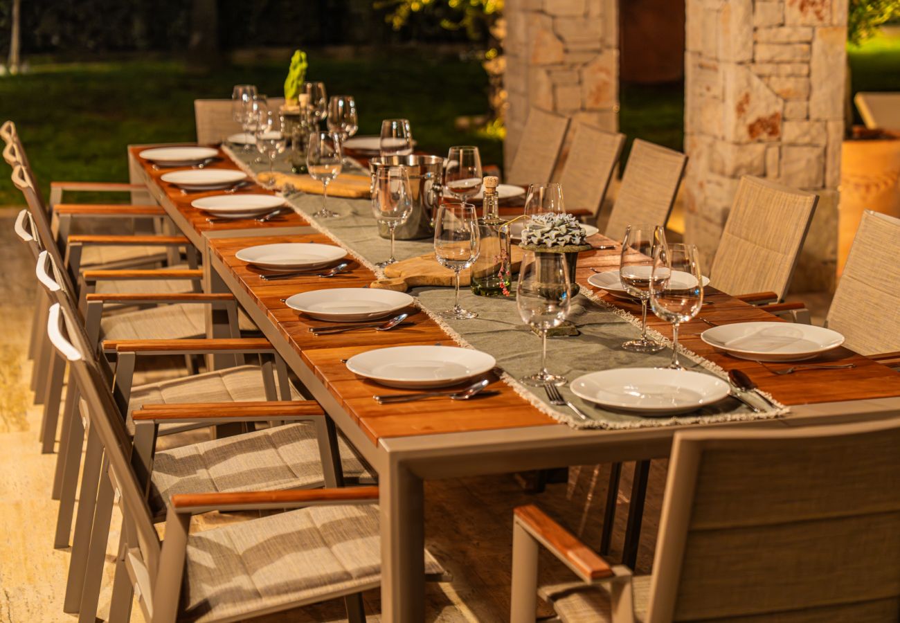 Вилла на Hrboki - Villa Antea for 10 people near Barban with heated pool 75 m2 - welness & large garden