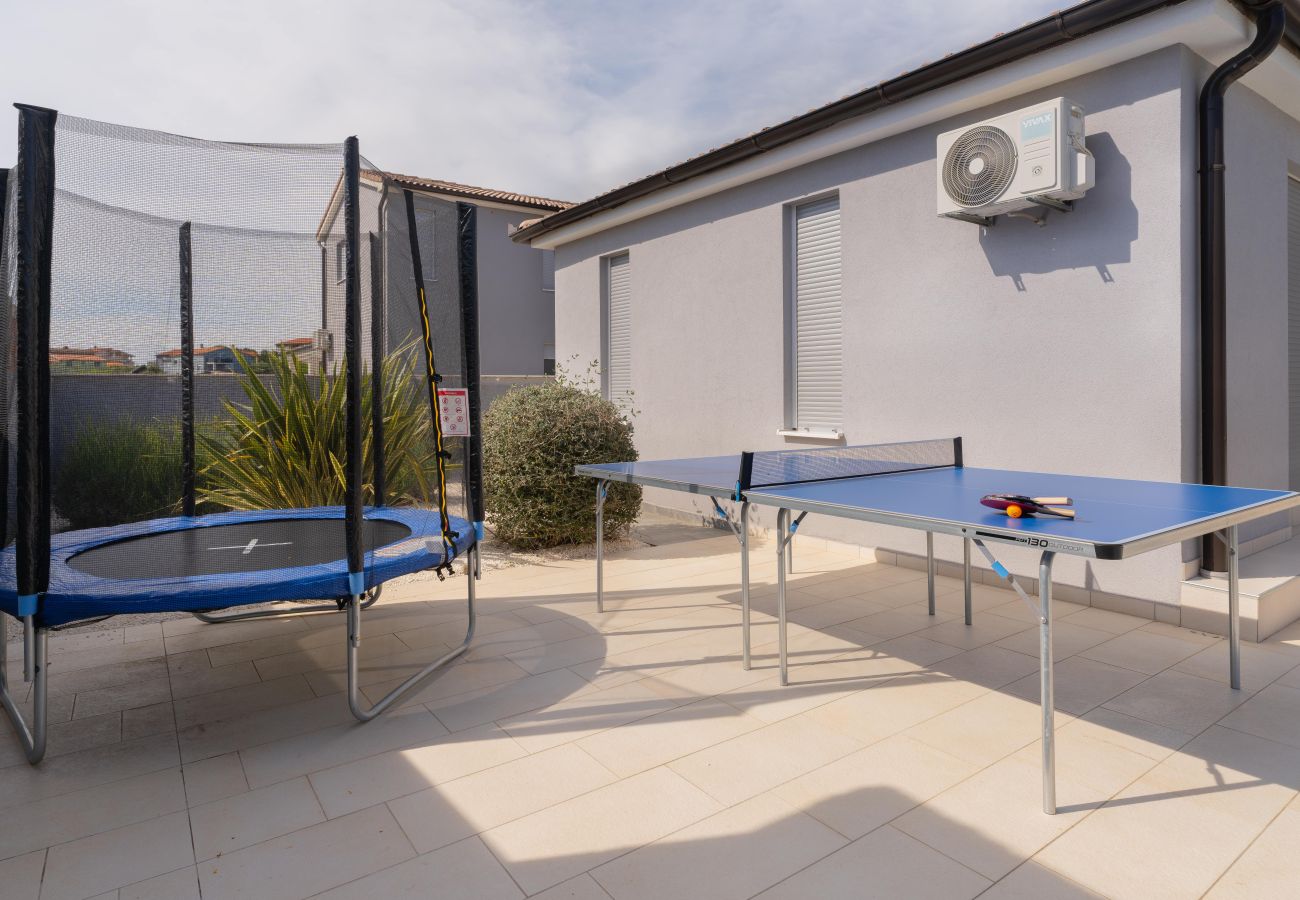 Вилла на Marcana - Villa Maas for 10 people near Pula with salt - water pool & pet friendly