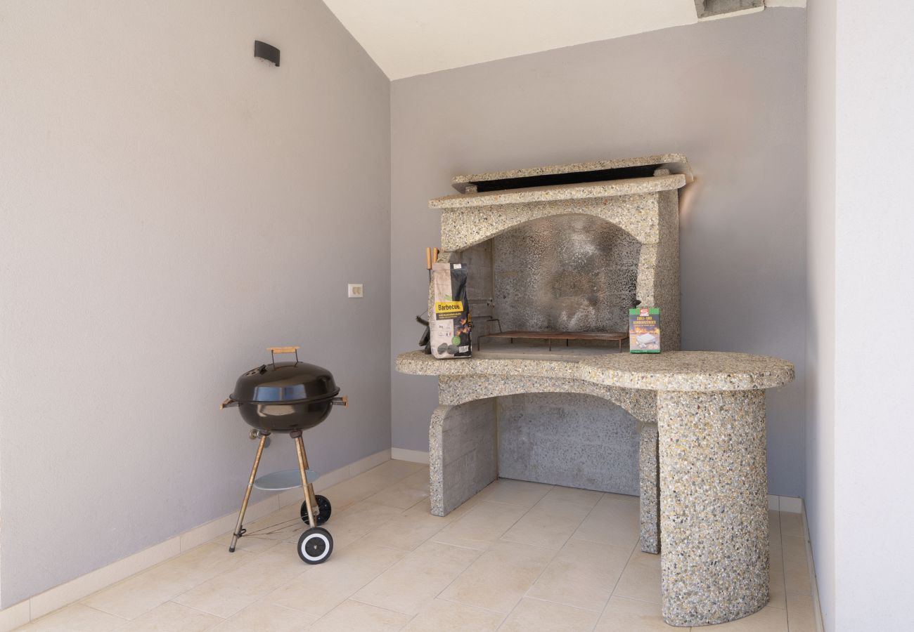 Вилла на Marcana - Villa Maas for 10 people near Pula with salt - water pool & pet friendly
