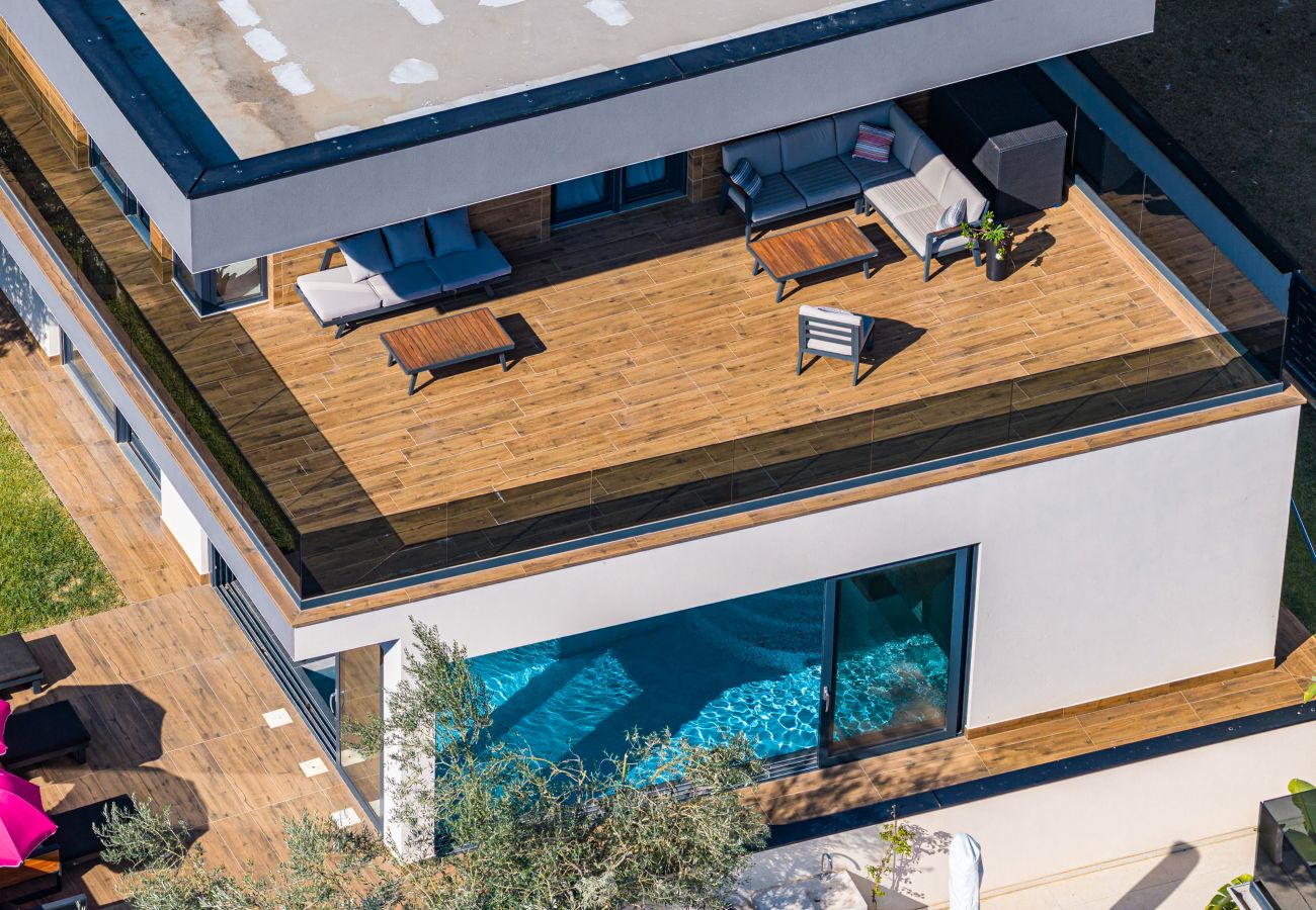 Вилла на Fažana - Villa Palatium III in Fažana for 8 people only 200 meters from the sea with sauna & indoor-outside heated pool