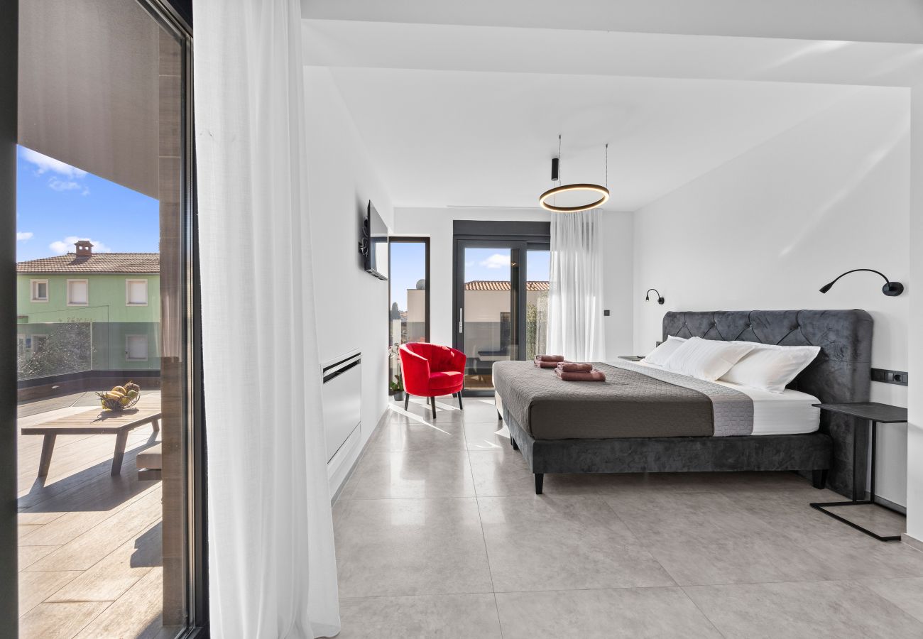 Вилла на Fažana - Villa Palatium III in Fažana for 8 people only 200 meters from the sea with sauna & indoor-outside heated pool