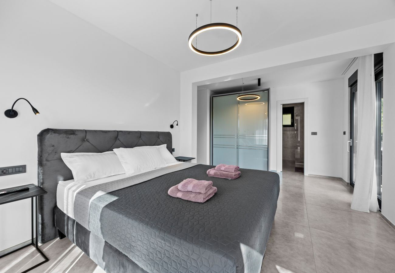 Вилла на Fažana - Villa Palatium III in Fažana for 8 people only 200 meters from the sea with sauna & indoor-outside heated pool