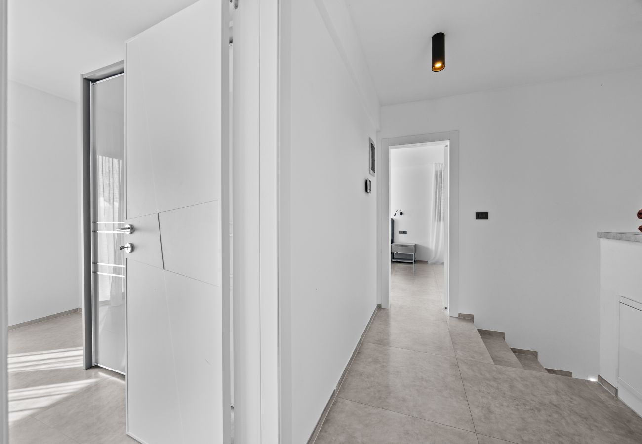 Вилла на Fažana - Villa Palatium III in Fažana for 8 people only 200 meters from the sea with sauna & indoor-outside heated pool