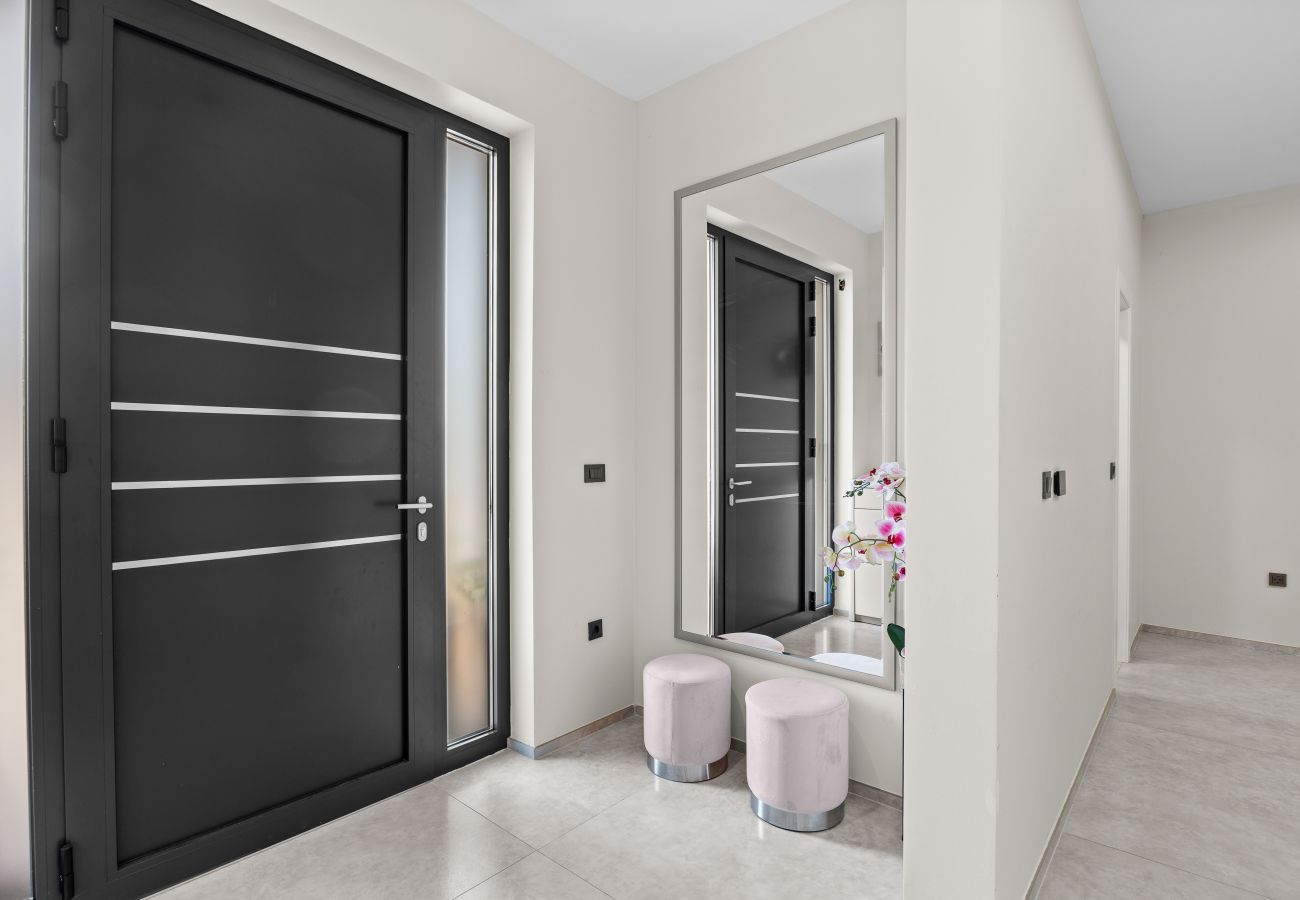 Вилла на Fažana - Villa Palatium III in Fažana for 8 people only 200 meters from the sea with sauna & indoor-outside heated pool