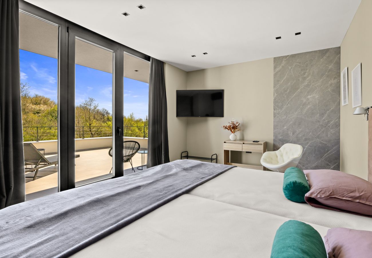 Вилла на Šterna - Luxury Villa She for 6 people with 61 m2 private pool, playground & activities on-side for adults and kids