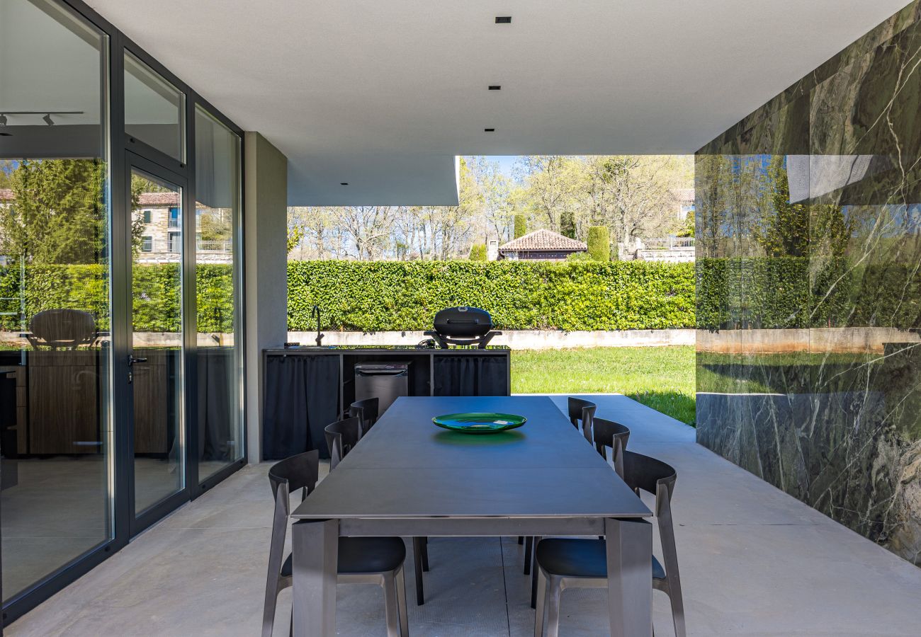 Вилла на Šterna - Luxury Villa She for 6 people with 61 m2 private pool, playground & activities on-side for adults and kids