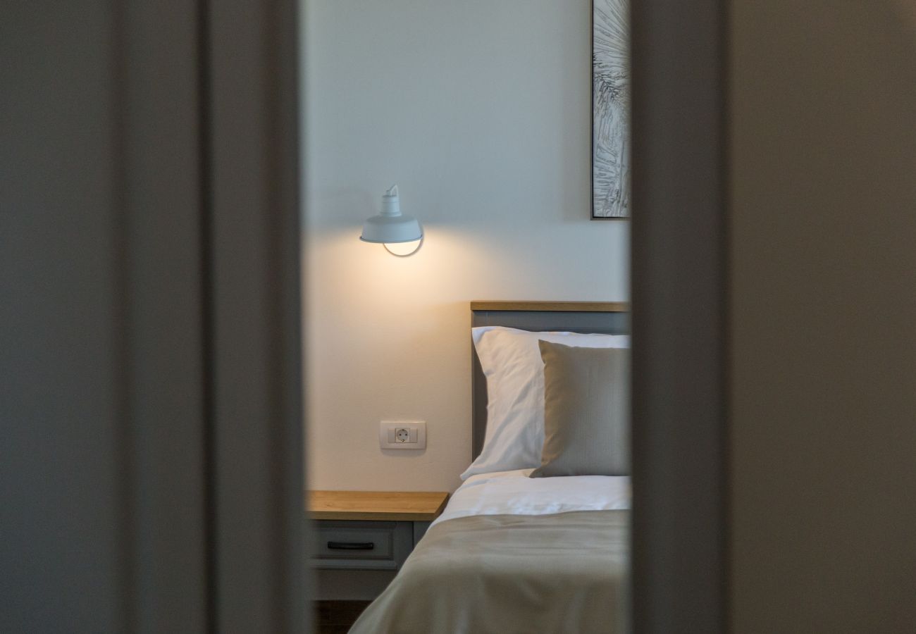 Вилла на Krasica - Villa Skraline for 6 people near Umag with salt-water private pool & sea view