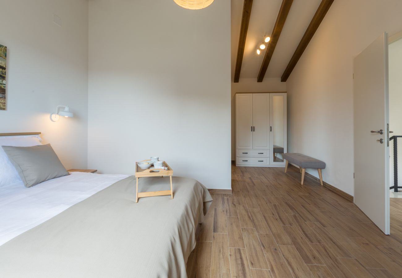 Вилла на Krasica - Villa Skraline for 6 people near Umag with salt-water private pool & sea view