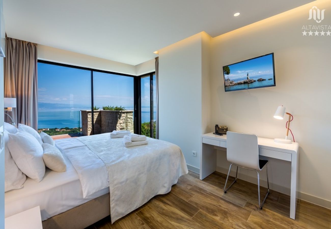 Вилла на Poljane - Luxury Villa AltaVista near Opatija for 8 people with wellness, private mini golf court & amazing sea view