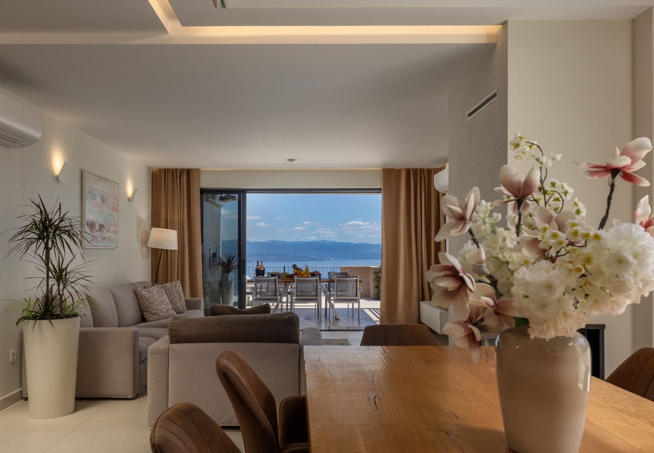 Вилла на Poljane - Luxury Villa AltaVista near Opatija for 8 people with wellness, private mini golf court & amazing sea view