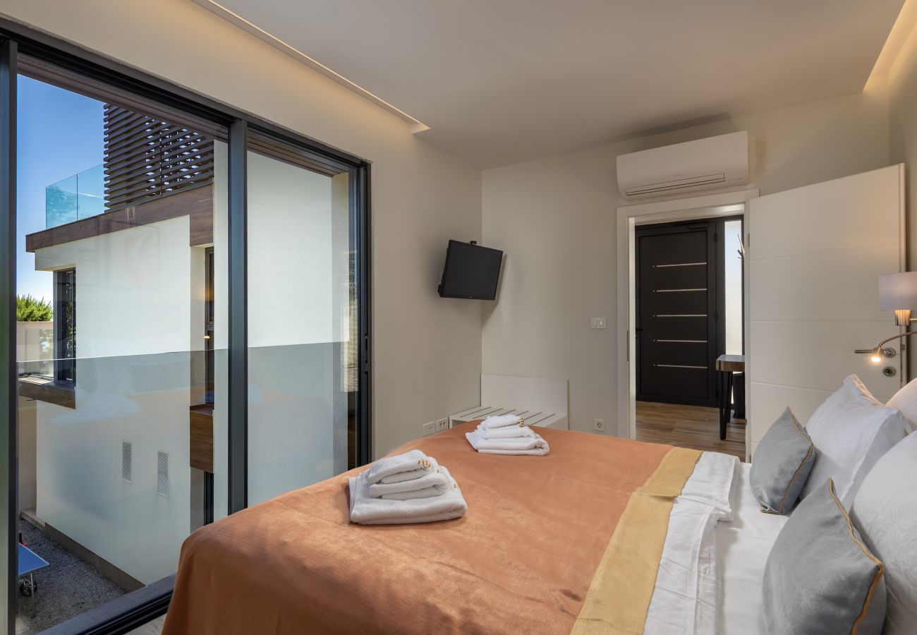 Вилла на Poljane - Luxury Villa AltaVista near Opatija for 8 people with wellness, private mini golf court & amazing sea view
