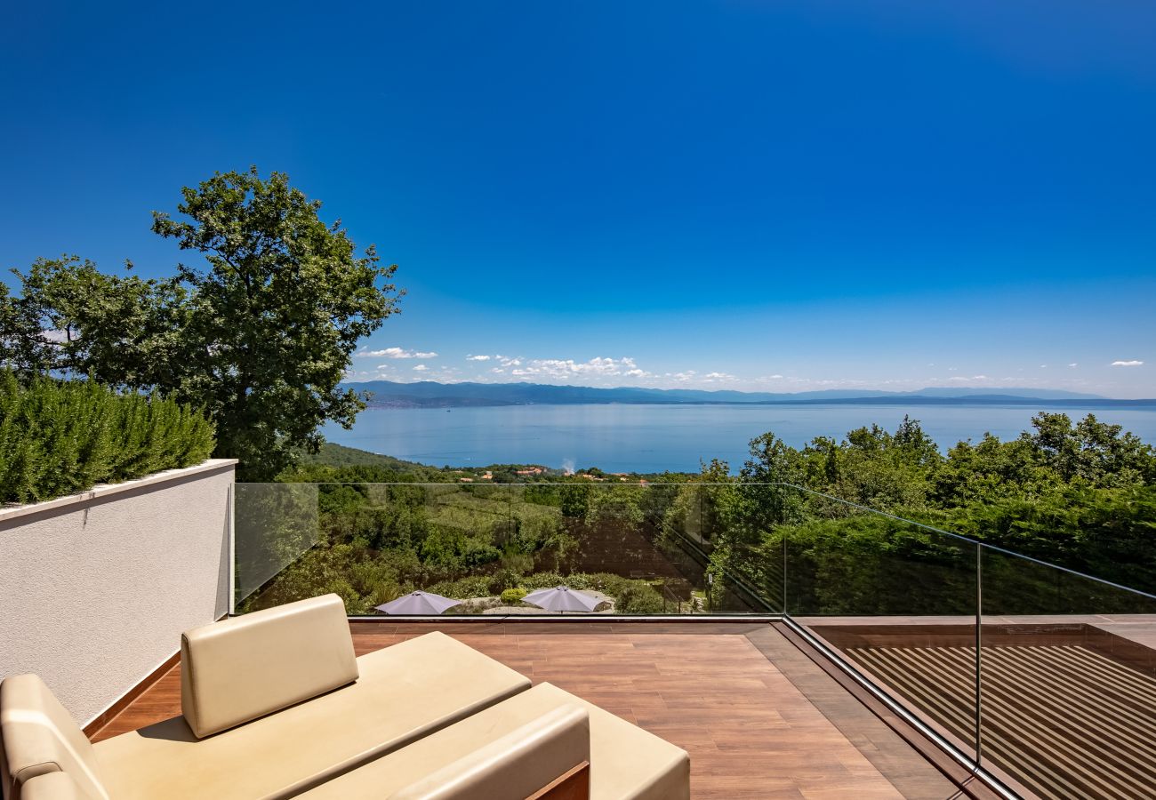 Вилла на Poljane - Luxury Villa AltaVista near Opatija for 8 people with wellness, private mini golf court & amazing sea view