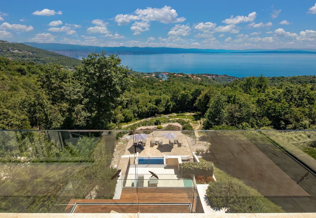 Вилла на Poljane - Luxury Villa AltaVista near Opatija for 8 people with wellness, private mini golf court & amazing sea view