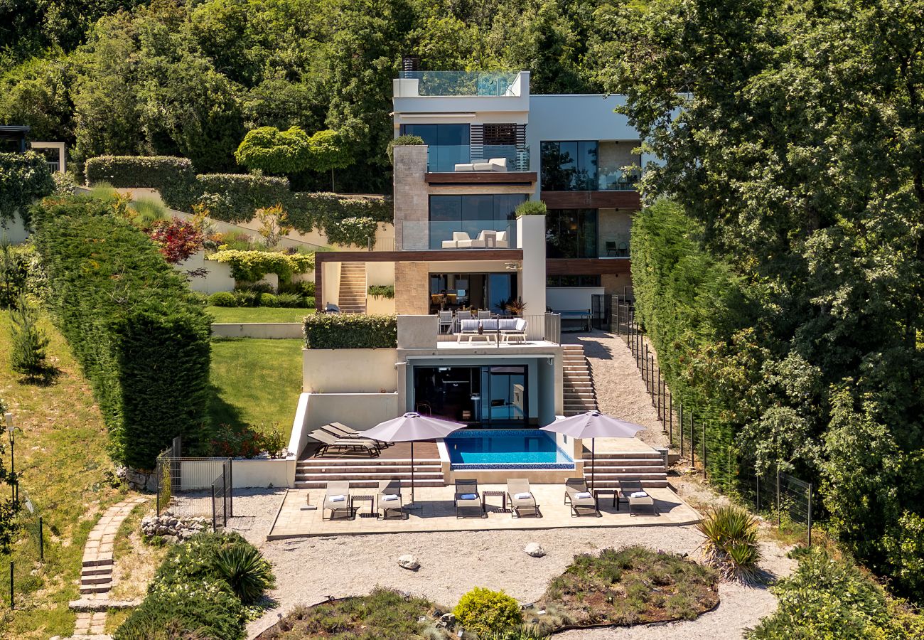 Вилла на Poljane - Luxury Villa AltaVista near Opatija for 8 people with wellness, private mini golf court & amazing sea view