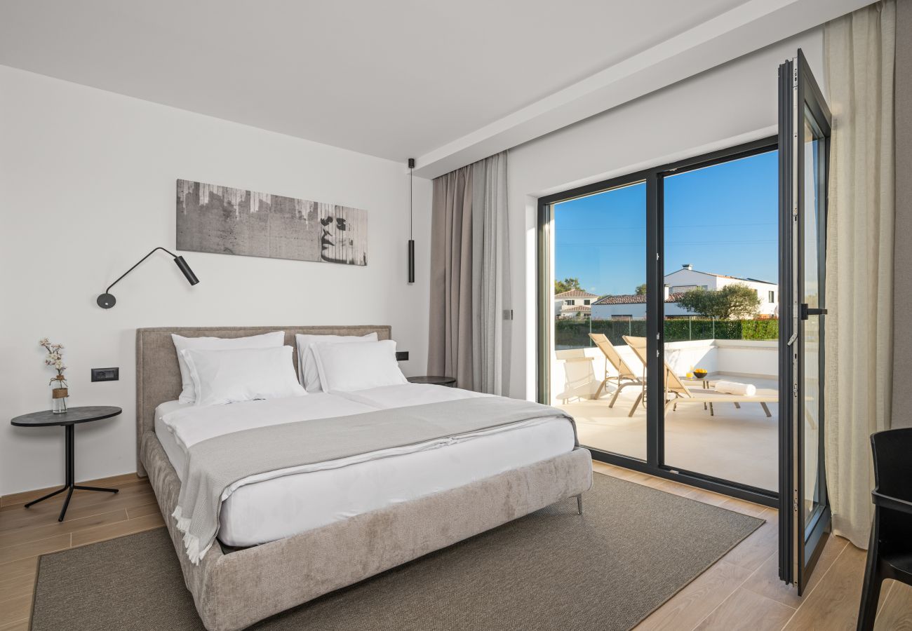 Вилла на Anžici - Villa Asmoa for 8 people near Poreč with 45 m2 heated pool, wellness & sea view