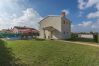 Вилла на Dracevac - Villa Anita for 7 people near Poreč with private pool and beautiful garden