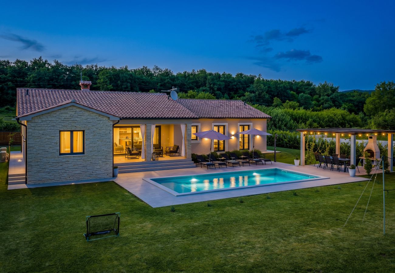Вилла на Kapelica - Villa Animo for 8 people near Labin - Rabac with private pool, children playground & beautiful garden