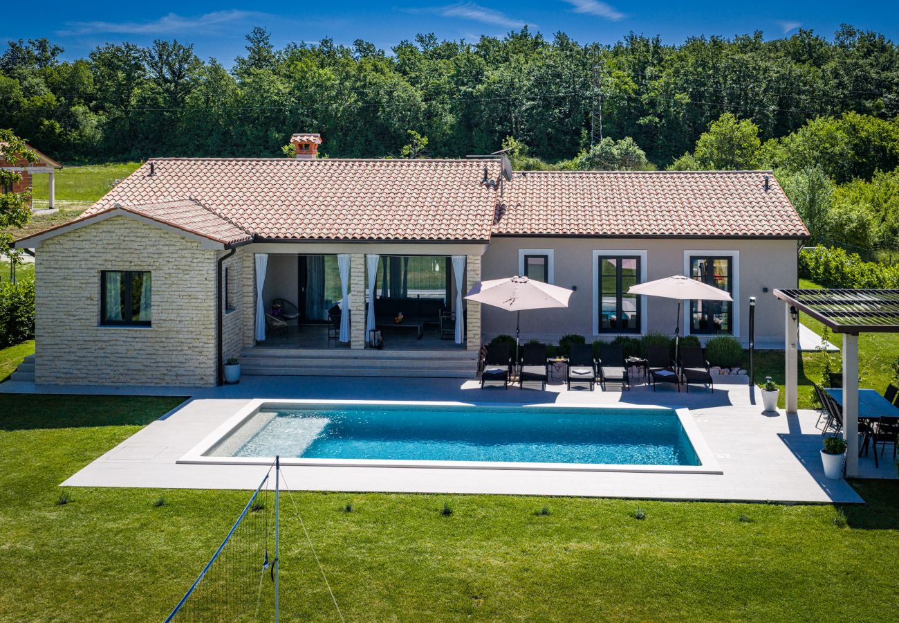 Вилла на Kapelica - Villa Animo for 8 people near Labin - Rabac with private pool, children playground & beautiful garden