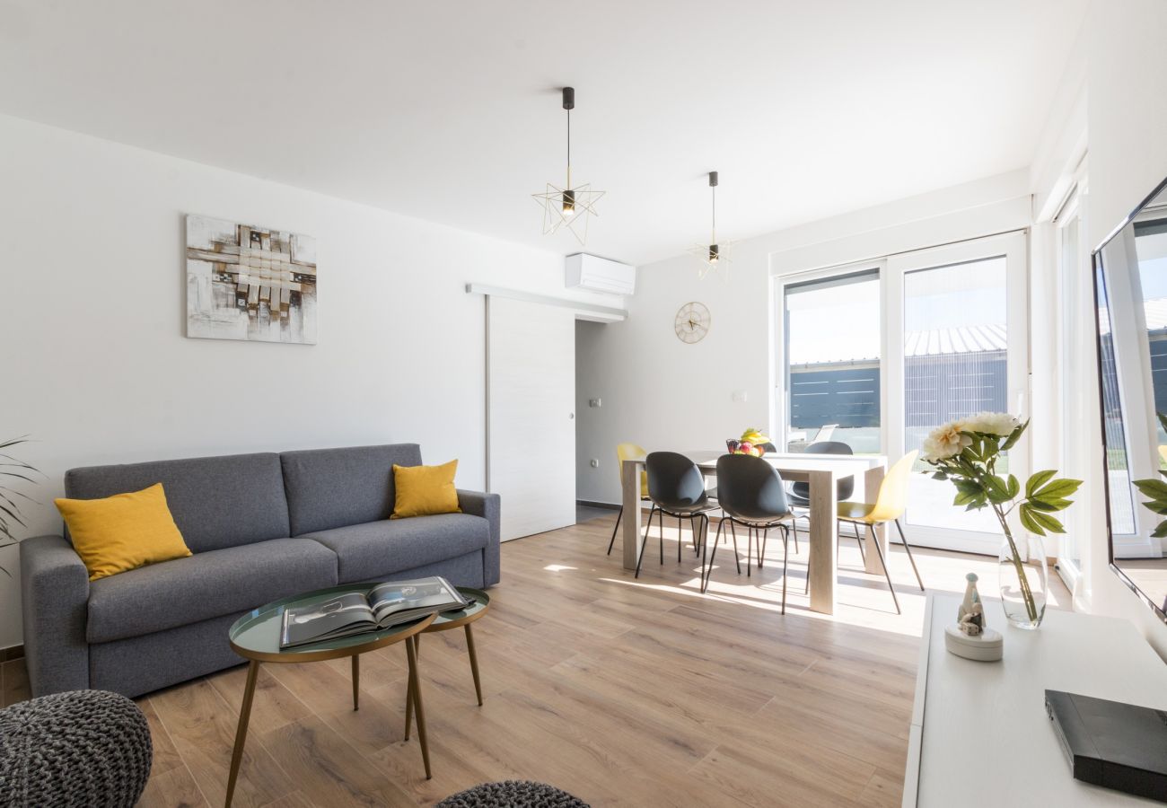Вилла на Pula - Villa Moderna near Pula for 8 people with 32 m2 private pool 