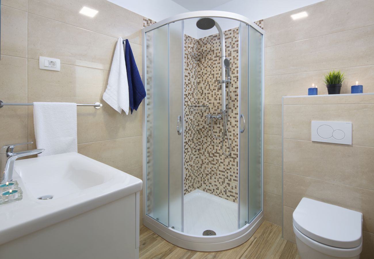 Вилла на Viškovici - Villa Bella Vista for 8 people with sea view, heated pool & wellness - only 1,5 km from beach