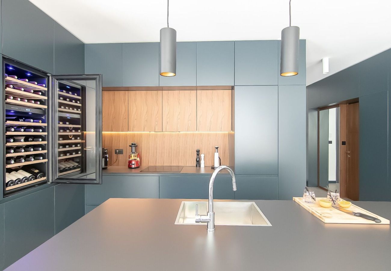 Вилла на Rovinjsko Selo - Villa #1 for 8 people near Rovinj with 50 m2 private pool, sauna & pet friendly