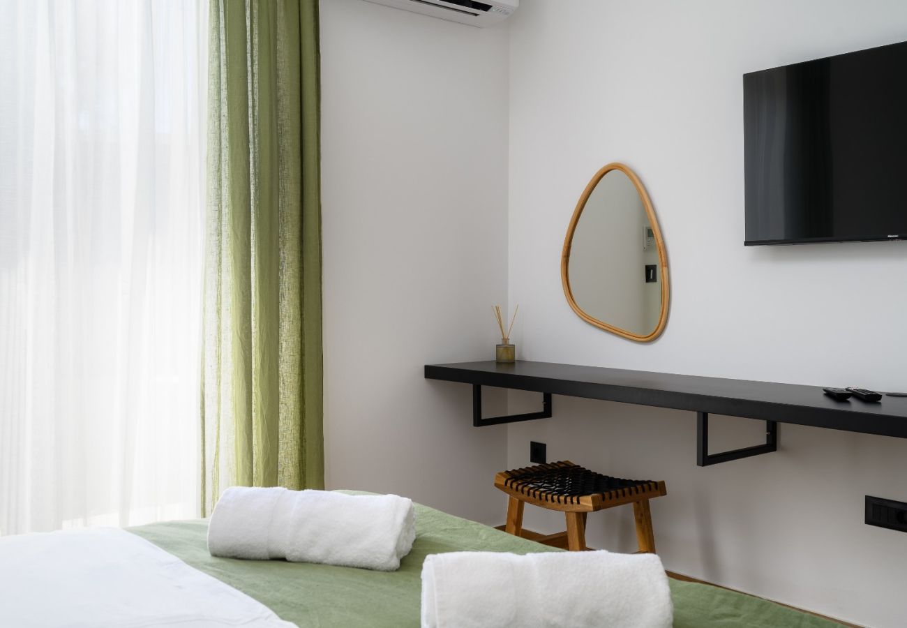 Вилла на Štifanici - Casa Fiore Viola for 8 people with private heated pool & sea view