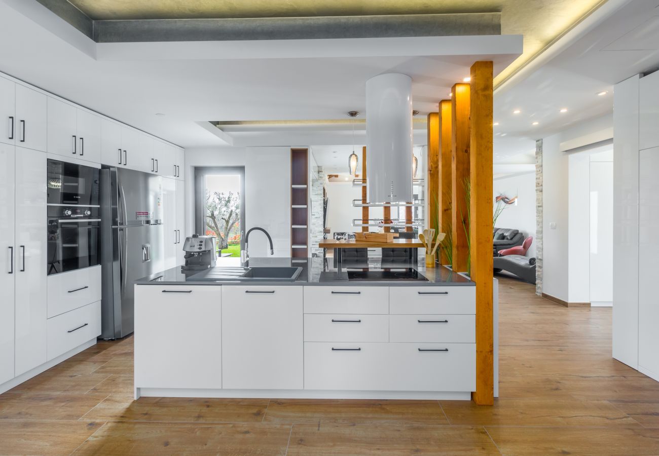 Вилла на Pinežici - Villa Harmony for 8 people in Central Istria with 50 m2 private pool and sea view