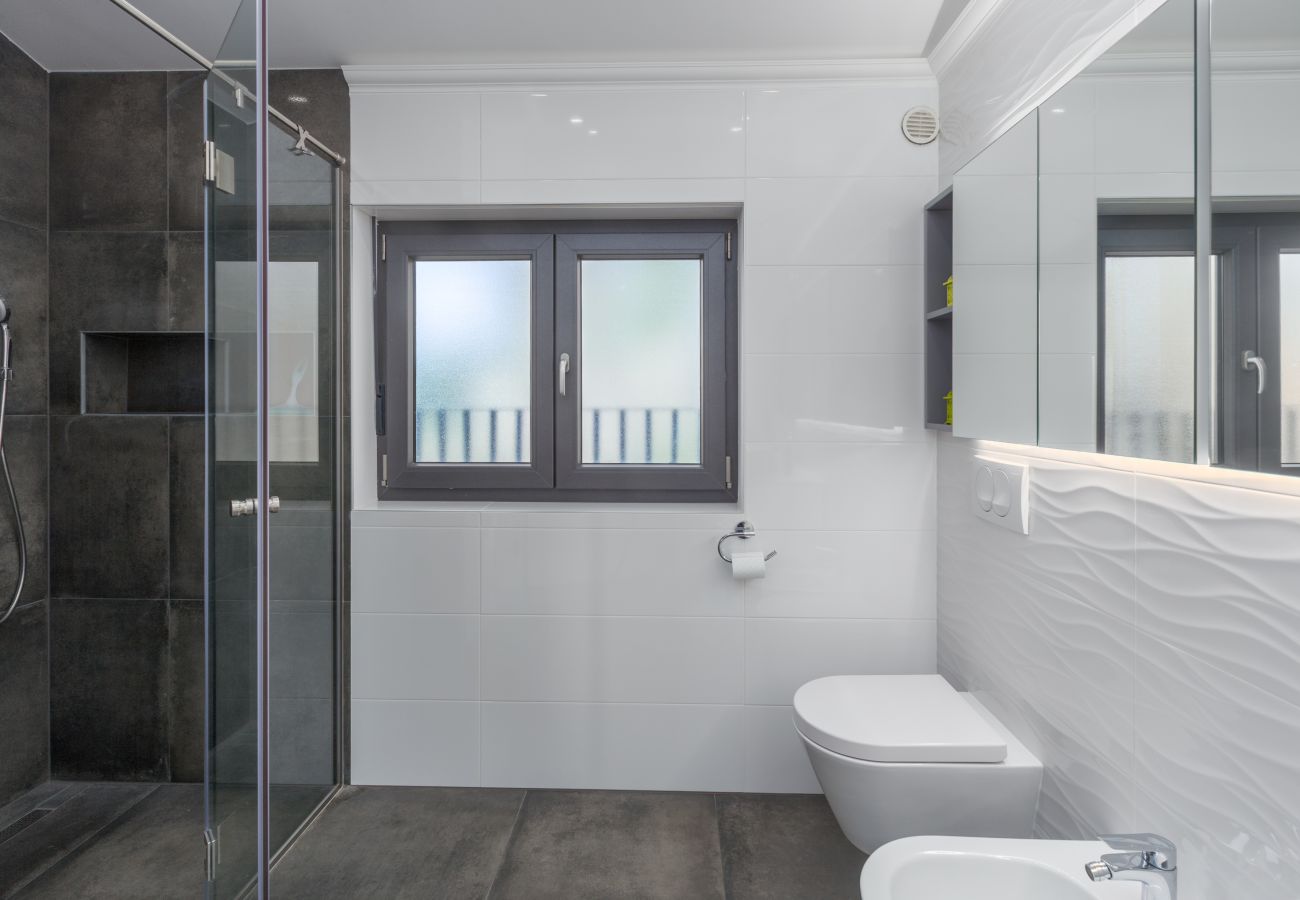 Вилла на Pinežici - Villa Harmony for 8 people in Central Istria with 50 m2 private pool and sea view