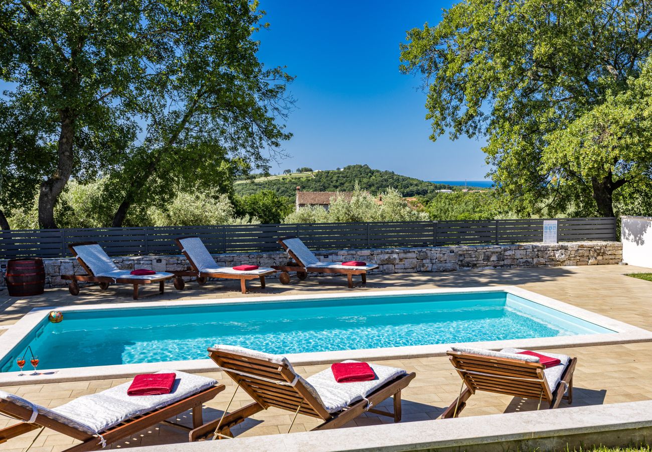 Вилла на Bale - Villa Fuma for 6 persons with private pool & sea view in Central Istria 