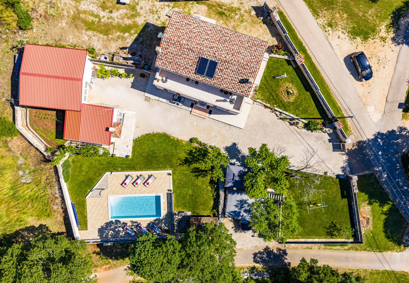 Вилла на Bale - Villa Fuma for 6 persons with private pool & sea view in Central Istria 