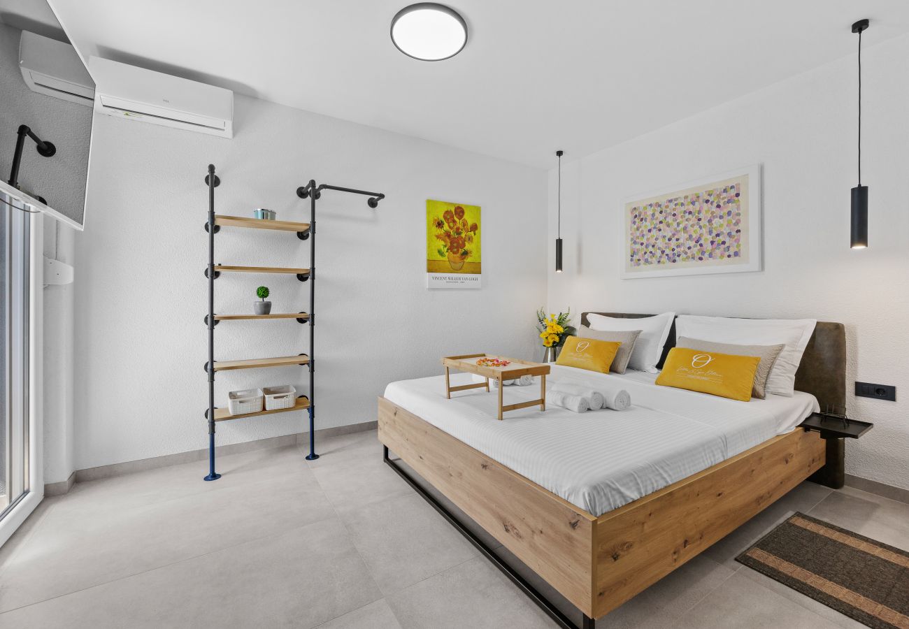 Вилла на Radeki Polje - Villa Spa Otium for 8 people with outdoor cinema & spa area
