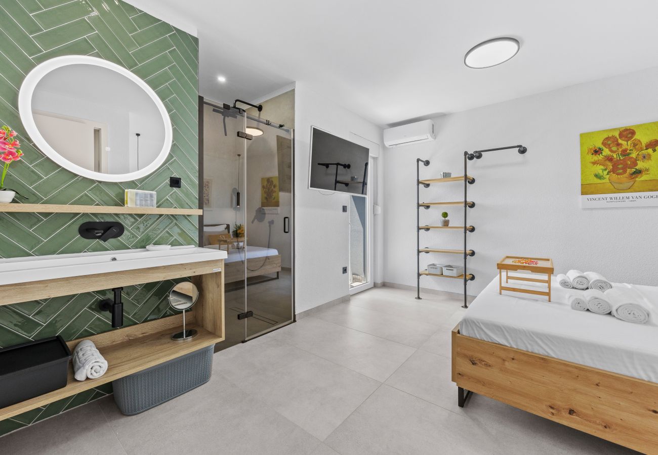 Вилла на Radeki Polje - Villa Spa Otium for 8 people with outdoor cinema & spa area
