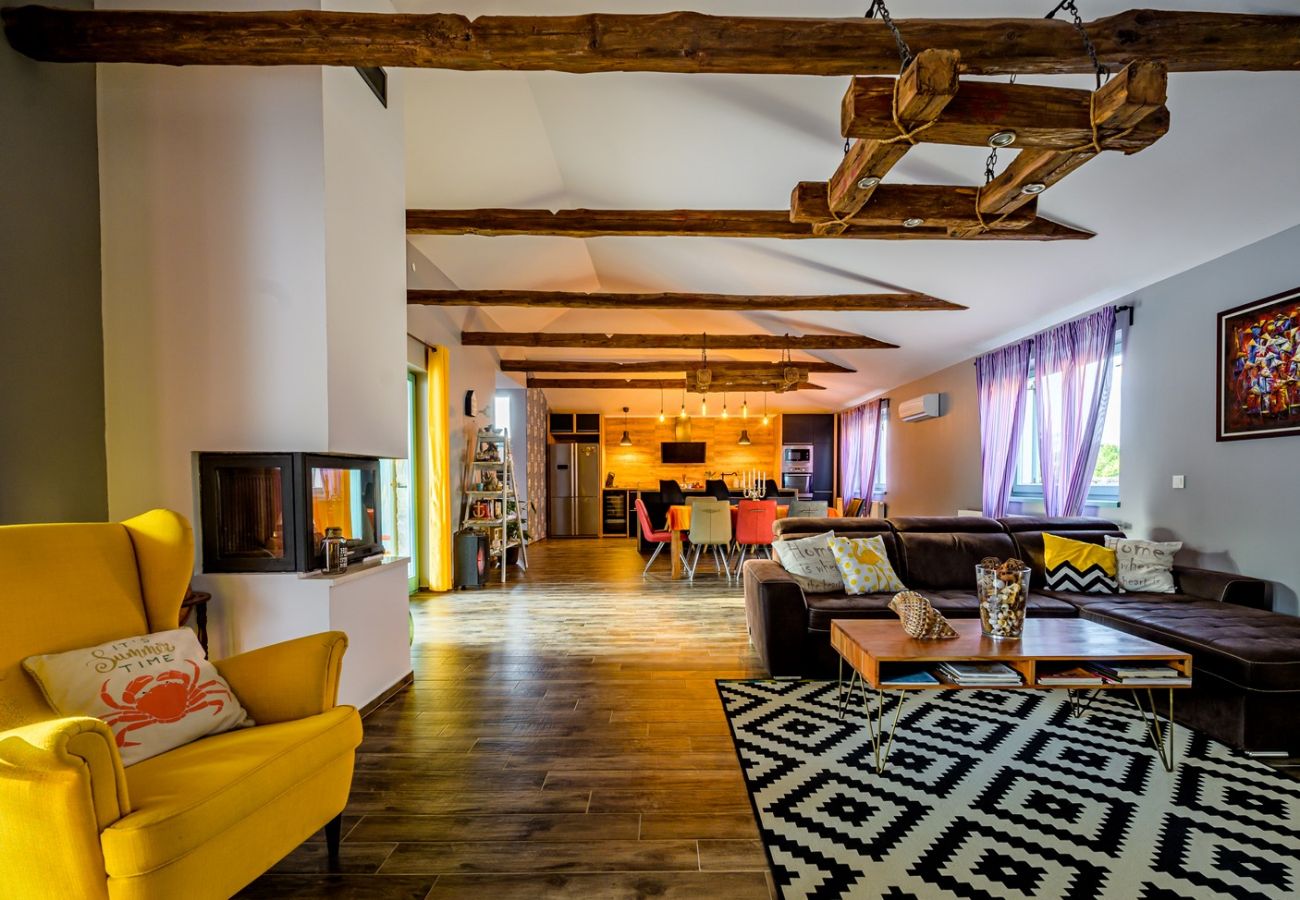 Вилла на Juršici - Villa Desire for 10 people in Central Istria with private 53 m2 pool and pet friendly 