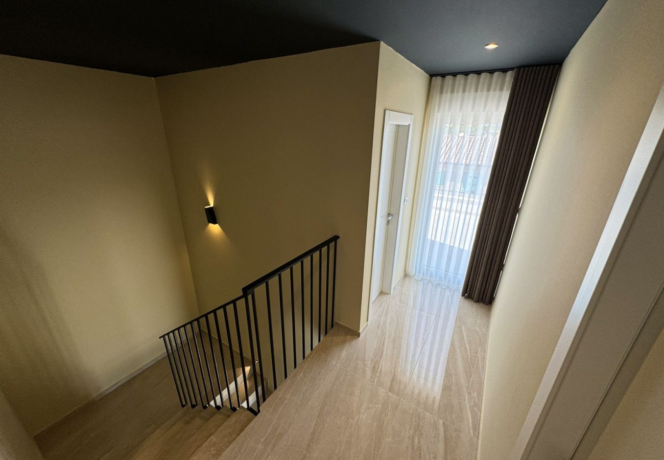 Вилла на Bibici - Villa Nobel in Central Istria for 6 adults with private heated pool - only for adults