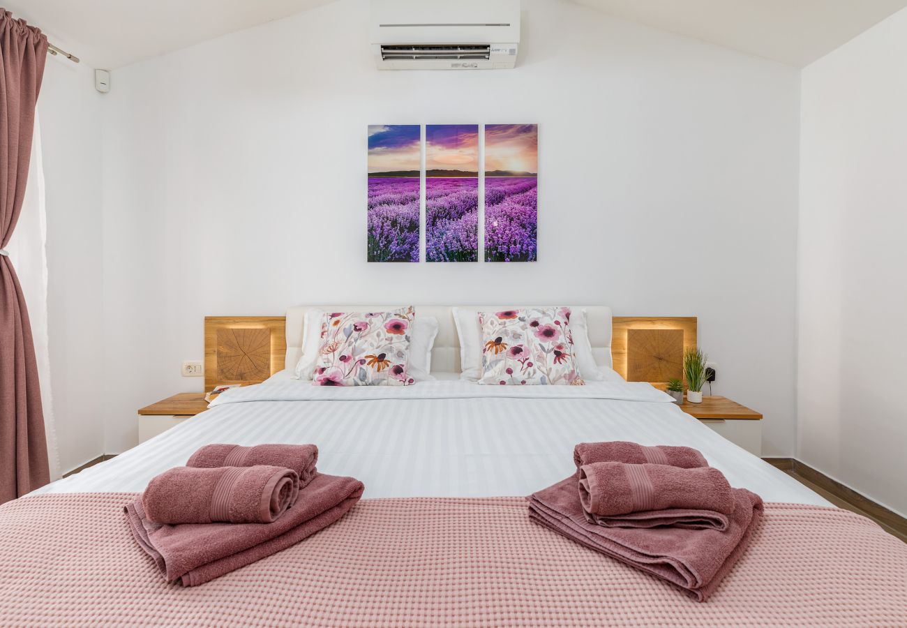 Вилла на Pomer - Villa MileManda for 8 people near Pula with children playground only 300 meters from the beach