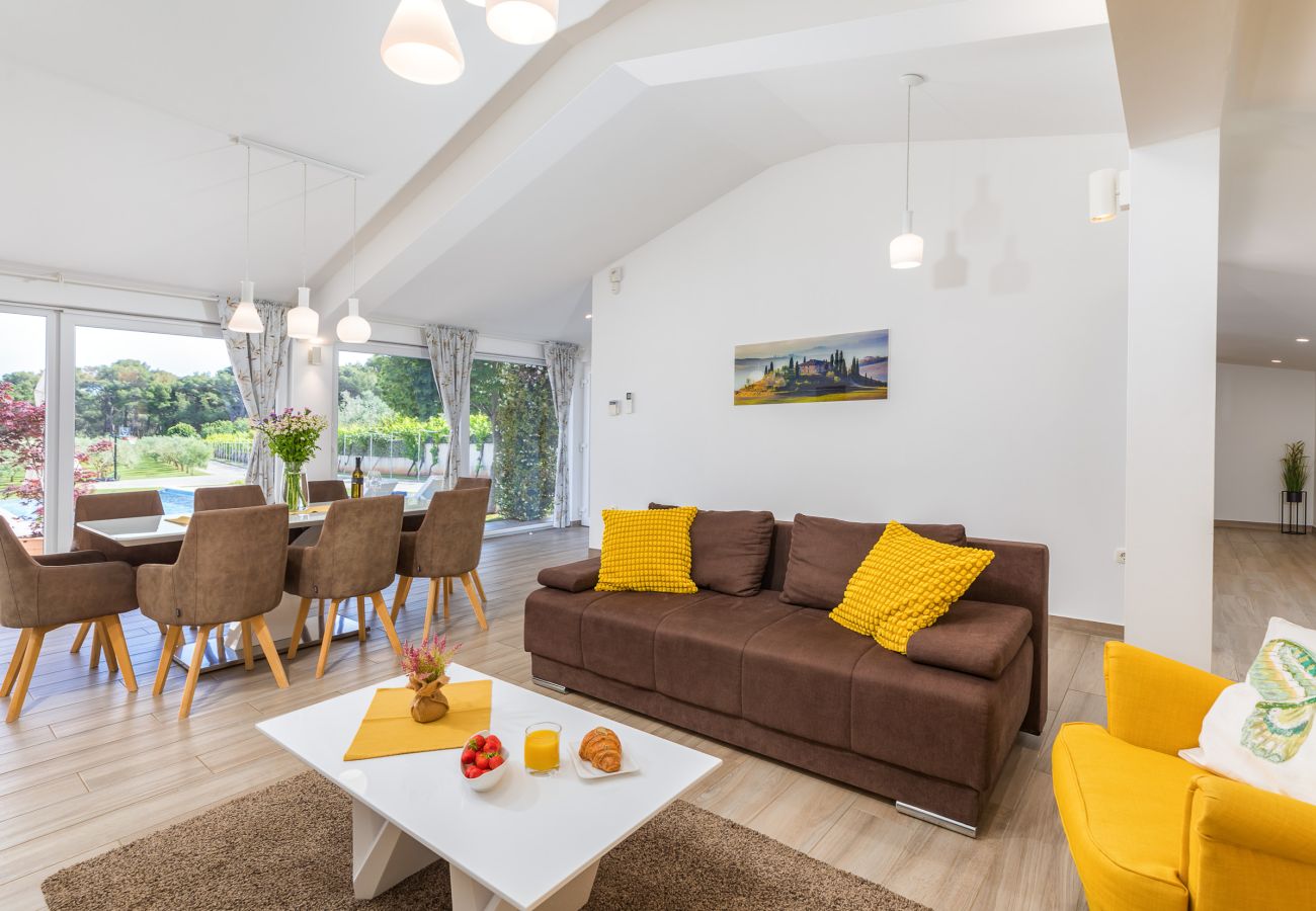 Вилла на Pomer - Villa MileManda for 8 people near Pula with children playground only 300 meters from the beach
