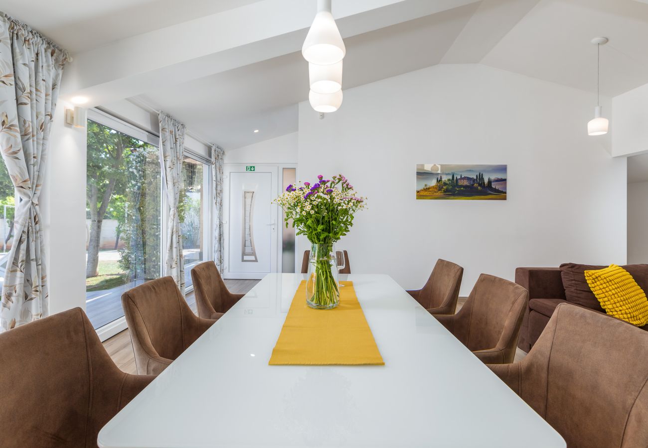 Вилла на Pomer - Villa MileManda for 8 people near Pula with children playground only 300 meters from the beach
