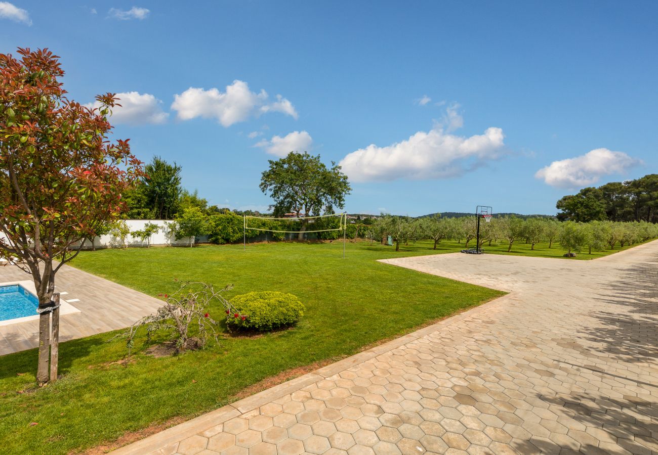 Вилла на Pomer - Villa MileManda for 8 people near Pula with children playground only 300 meters from the beach