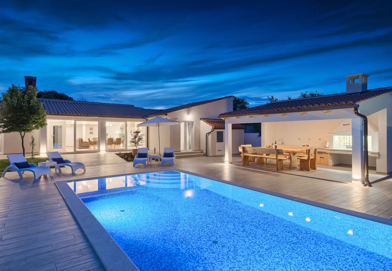 Вилла на Pomer - Villa MileManda for 8 people near Pula with children playground only 300 meters from the beach