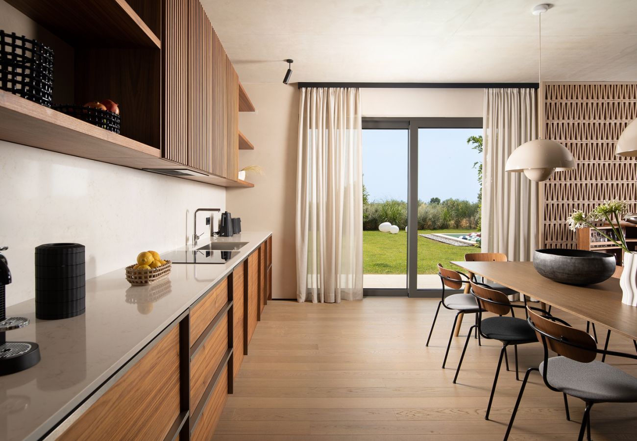 Вилла на Vodnjan - Luxury Villa Puerto de Paz for 8 people near Fažana with 60 m2 private heated pool, sauna, mini golf & sea view