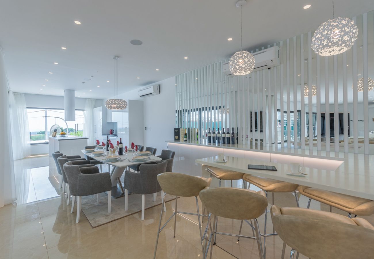 Вилла на Valentici - Villa Gabrijela for 10 people near Novigrad with 66 m2 heated pool and sea view